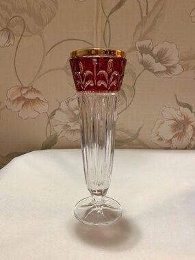 Anna Hutte Bleikristall 24% Lead Crystal Cranberry Flash Gold Trim 9" Vase